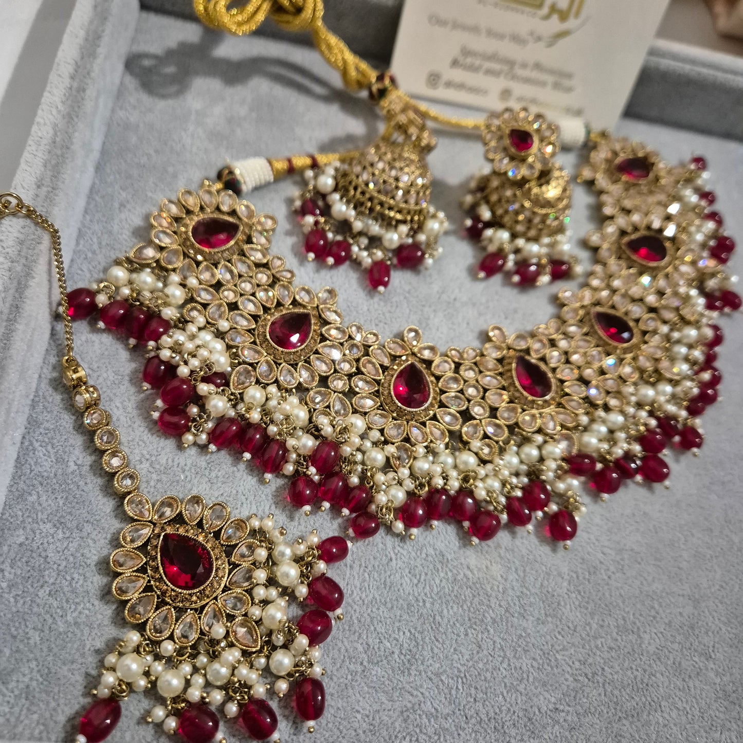 Safa - Necklace Set