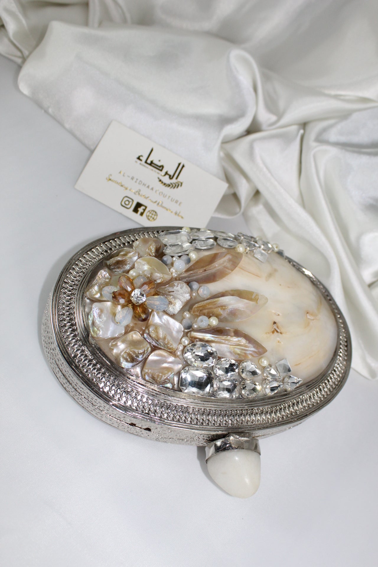 Firdaus  - Mother of Pearl Clutch