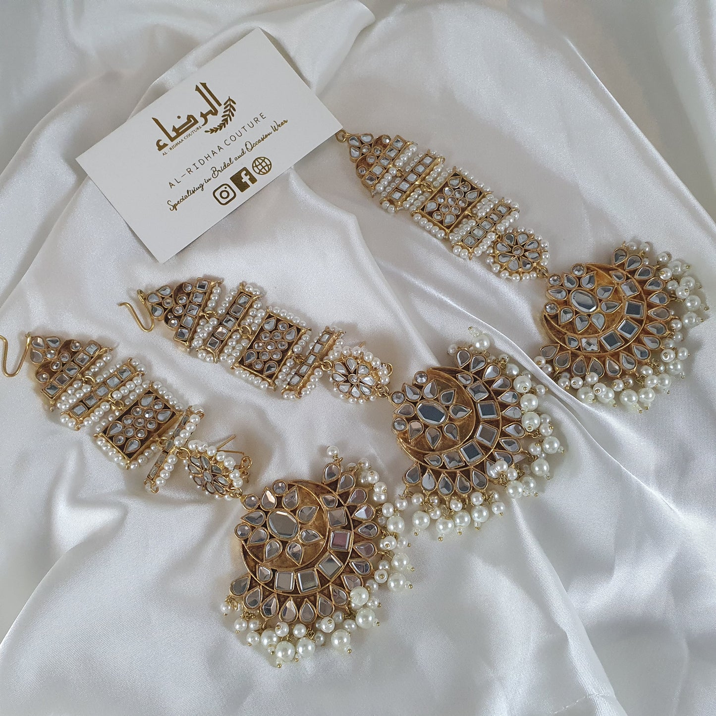 Jodhaa - Kundan Earrings Tikka Set