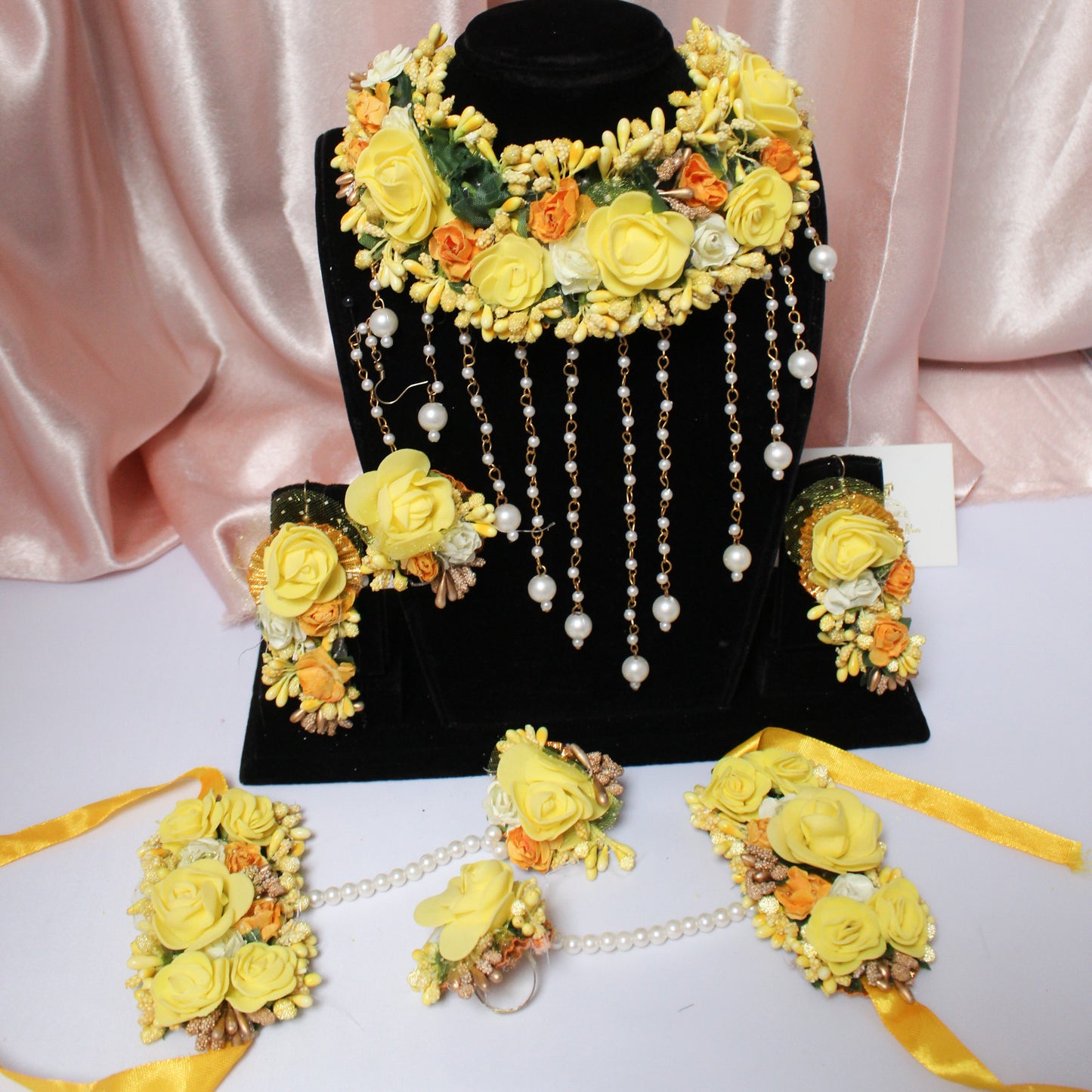 Flower Necklace Set