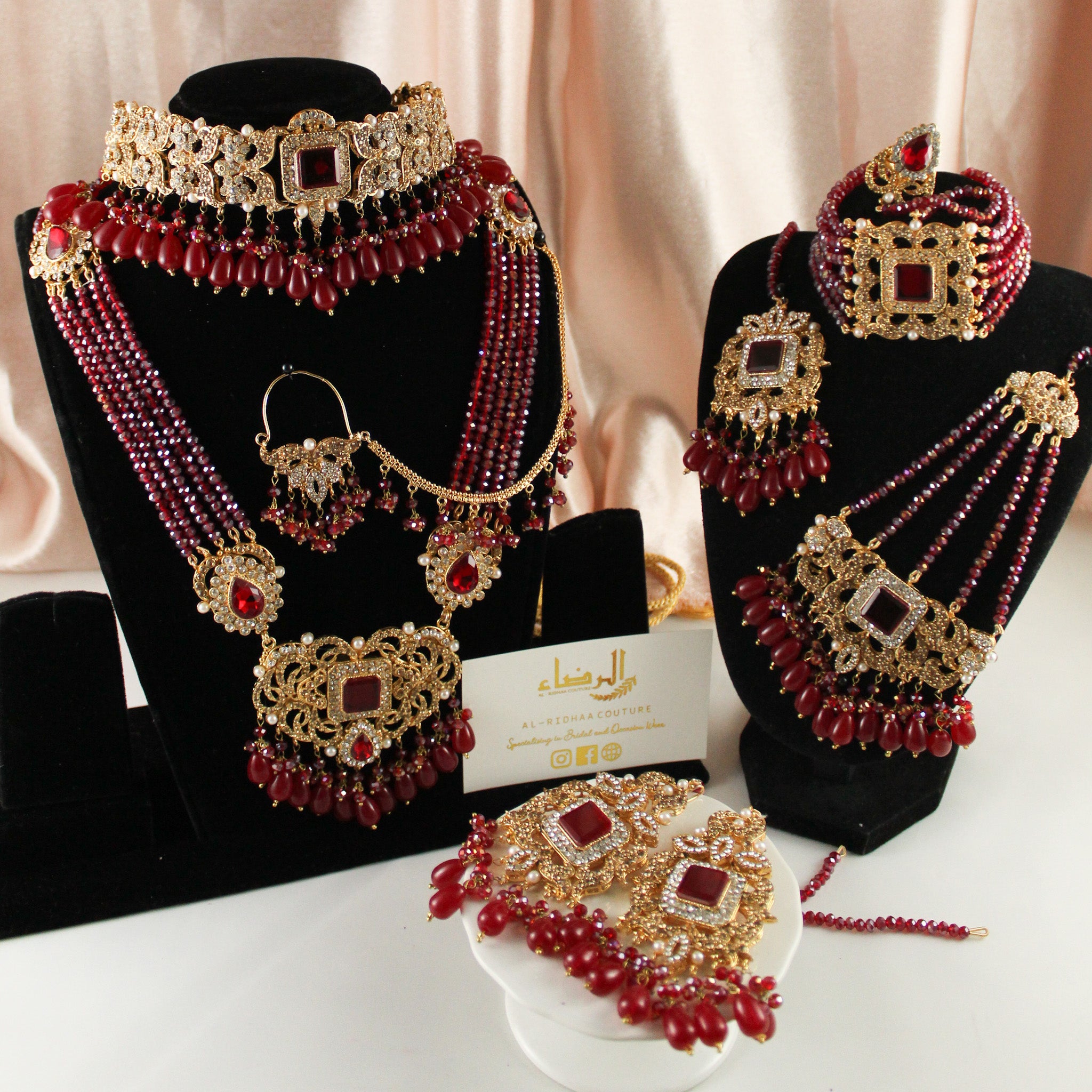 Pakistani bridal sale gold jewellery