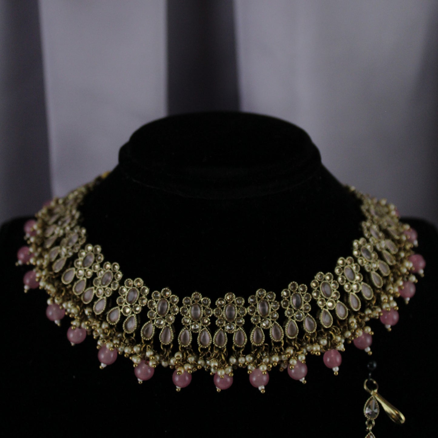 Janhvi - Necklace Set