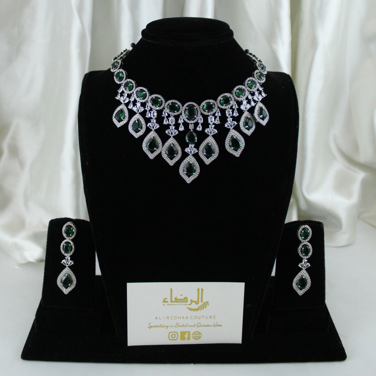 Eternity  - Elsa Necklace Set