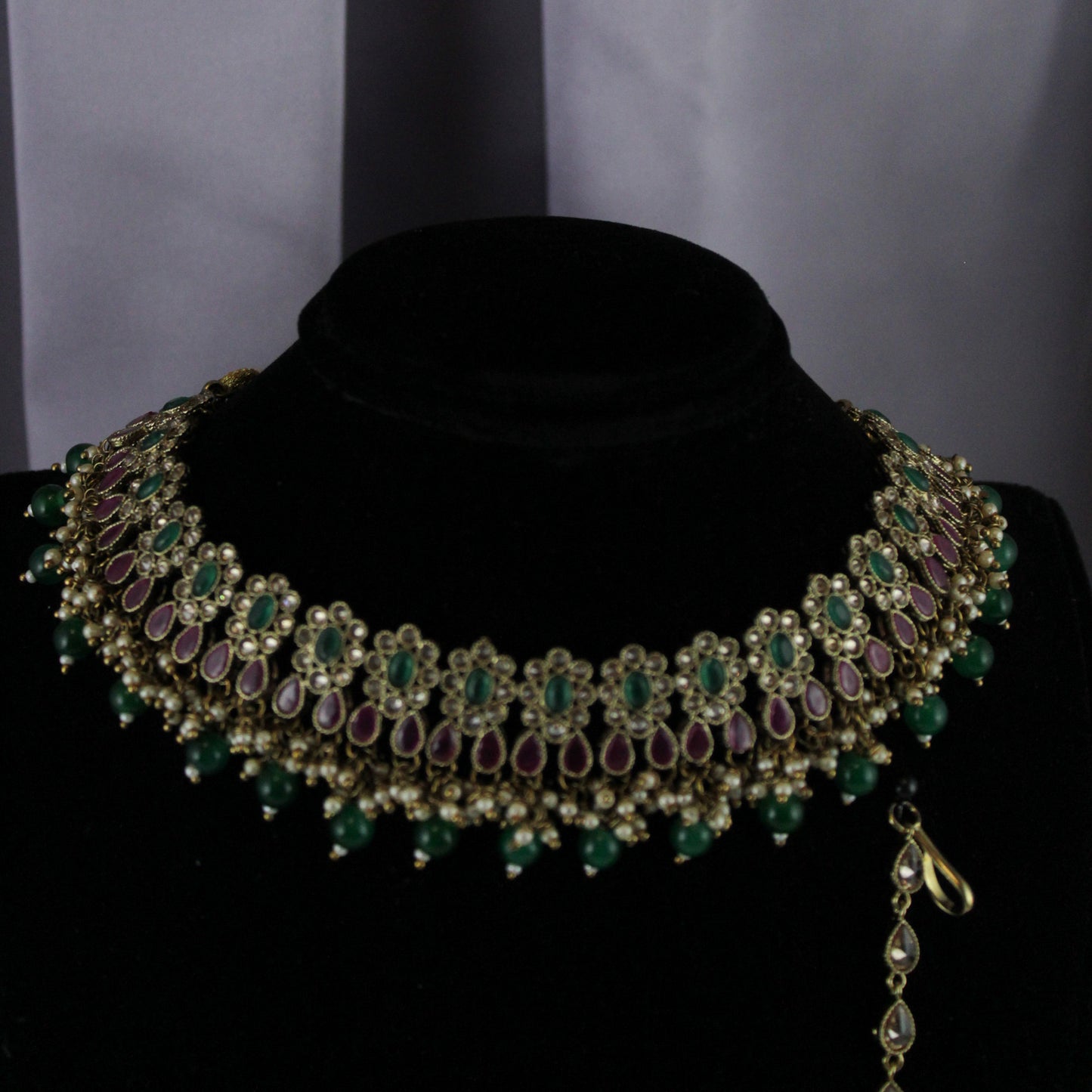 Janhvi - Necklace Set